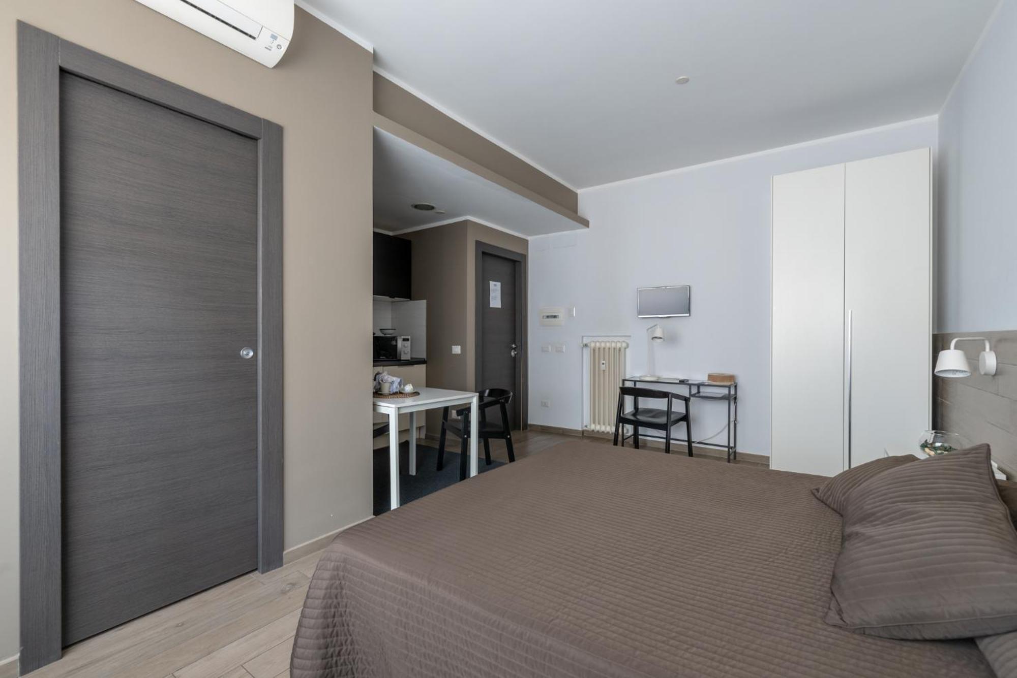 Residenza Conti Aparthotel Rome Room photo